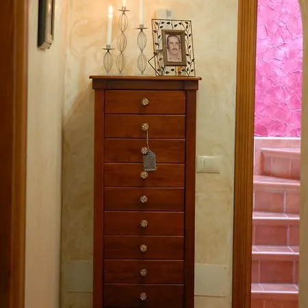Casa Alberto Santos *
